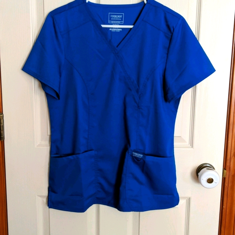 Cherokee Workwear Revolution Crossover Scrub Top